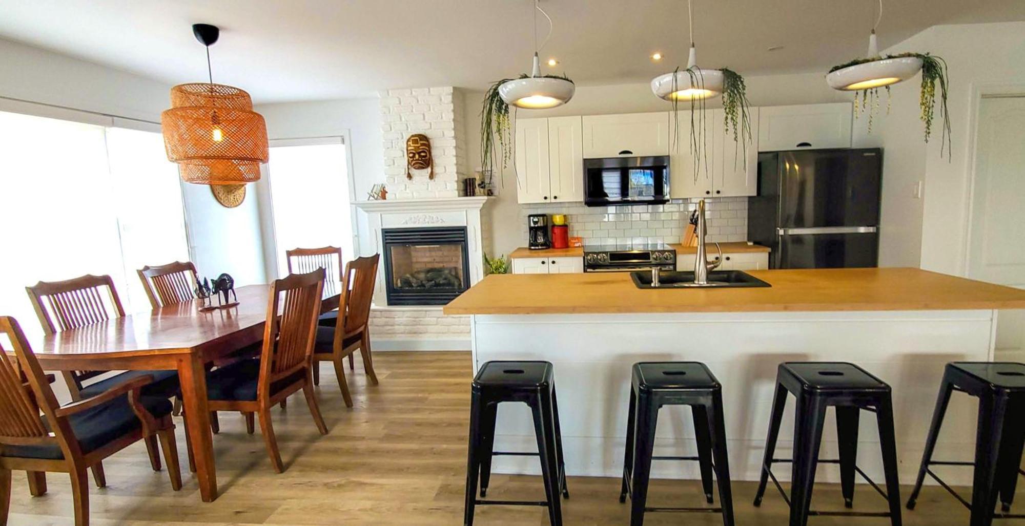 Мотель Lofts Fleuve Et Montagnes Сент-Анн-де-Бопре Экстерьер фото